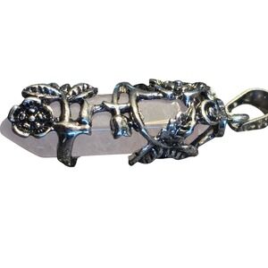 Rose Quartz Crystal Point Pendant Silver Tone Floral‎ Vines Boho Necklace